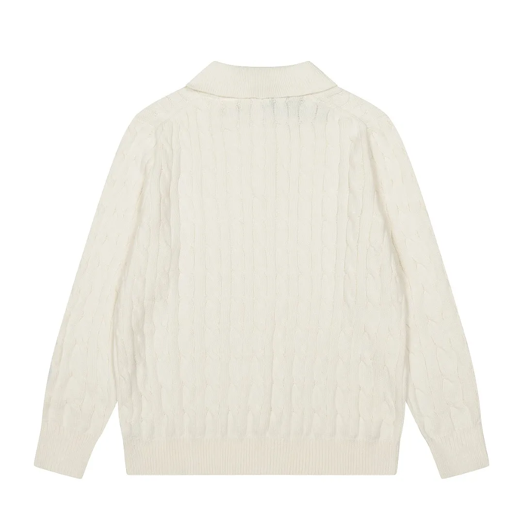 P250 Top quality" Style number: DS862# (not off the shelves all year round) [Ralph Lauren autumn and winter solid color pony embroidery logo knitted POLO lapel sweater] ✅Ralph Lauren Ralph Lauren classic basic lapel POLO same style knitted autumn and winter sweater for men and women ✅Main supplier platform live broadcast Wholesale entity Replenish when out of stock Not off the shelf ✅ZP quality 1:1 version Scan the code to enter the GF website Counter quality ✅Details and quality The only one in Guangzhou Imported high-quality cotton yarn, focusing on high-end, cost-effective, good quality needless to say ✅The version is restored to the original order, the maximum size can be worn up to 190 pounds, loose, comfortable and stress-free ✅The upper body is simple and easy to match, a must-have for men ootd, good-looking clothes are never picky, a must-have recommendation for couples' wardrobes Size: S-XL Color: Black White Gray Khaki Navy Blue White Label Navy Blue Red Label